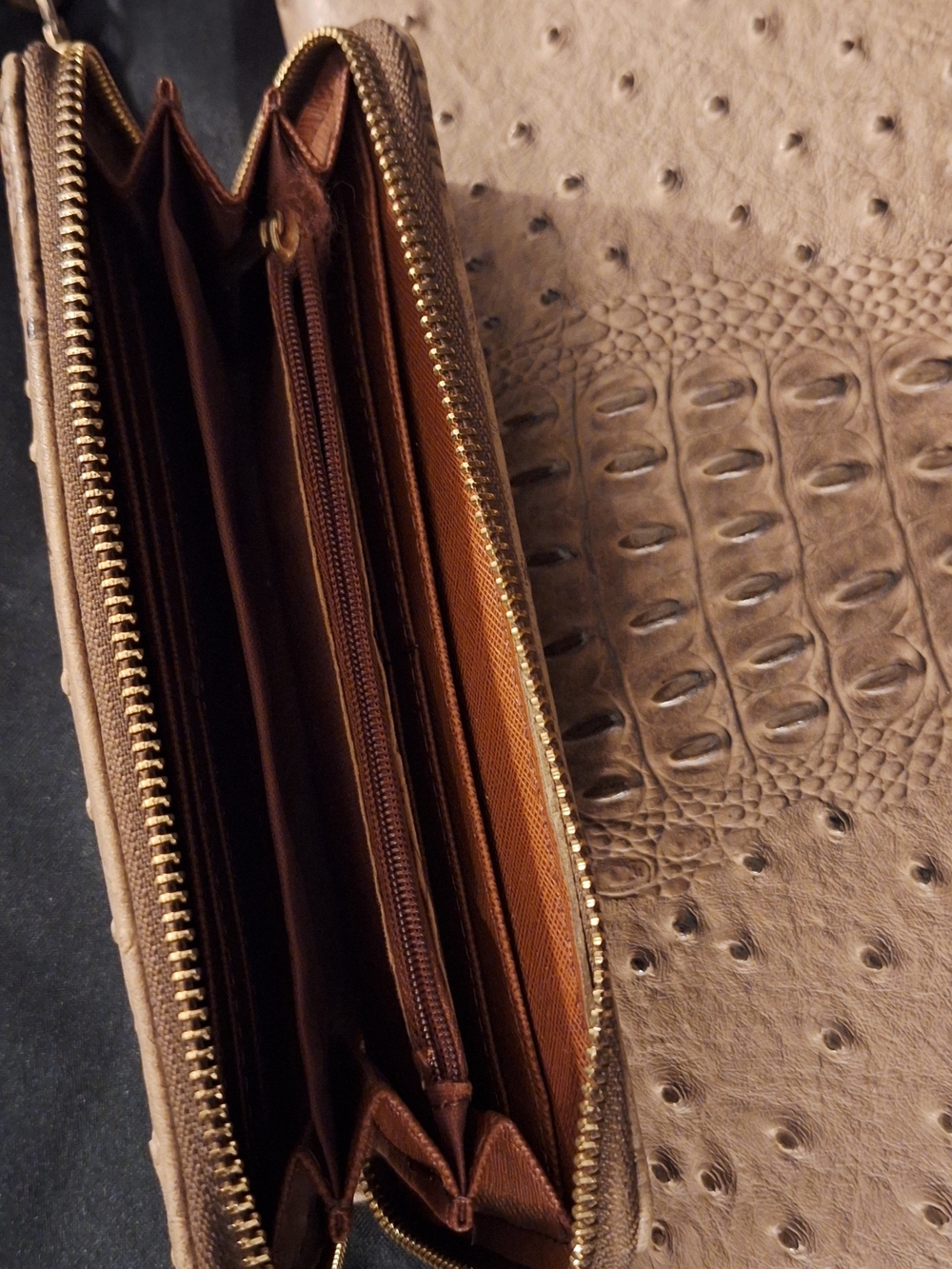 Taupe Textured Tote Bag with Matching Wristlet - Women's Fashion Handbag. - Picture 9 of 10